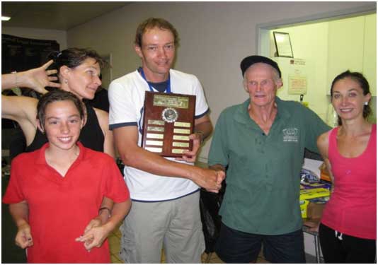 2009 Richard Comber receiving the Mick Bridle Award
